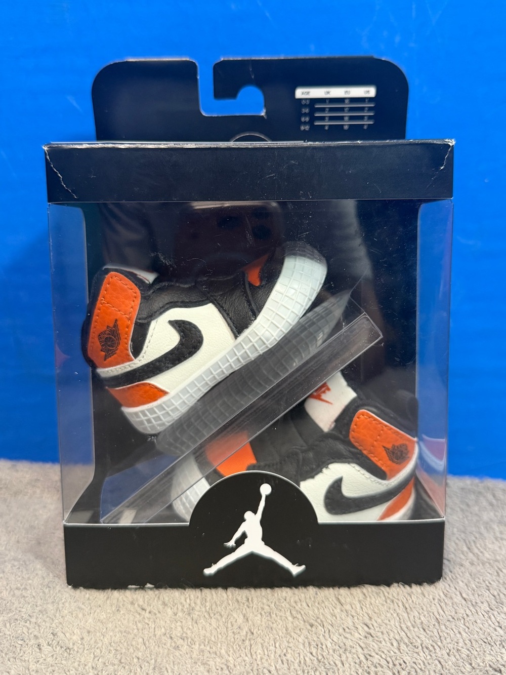 Jordan 1 shattered backboard 2019
Brand new